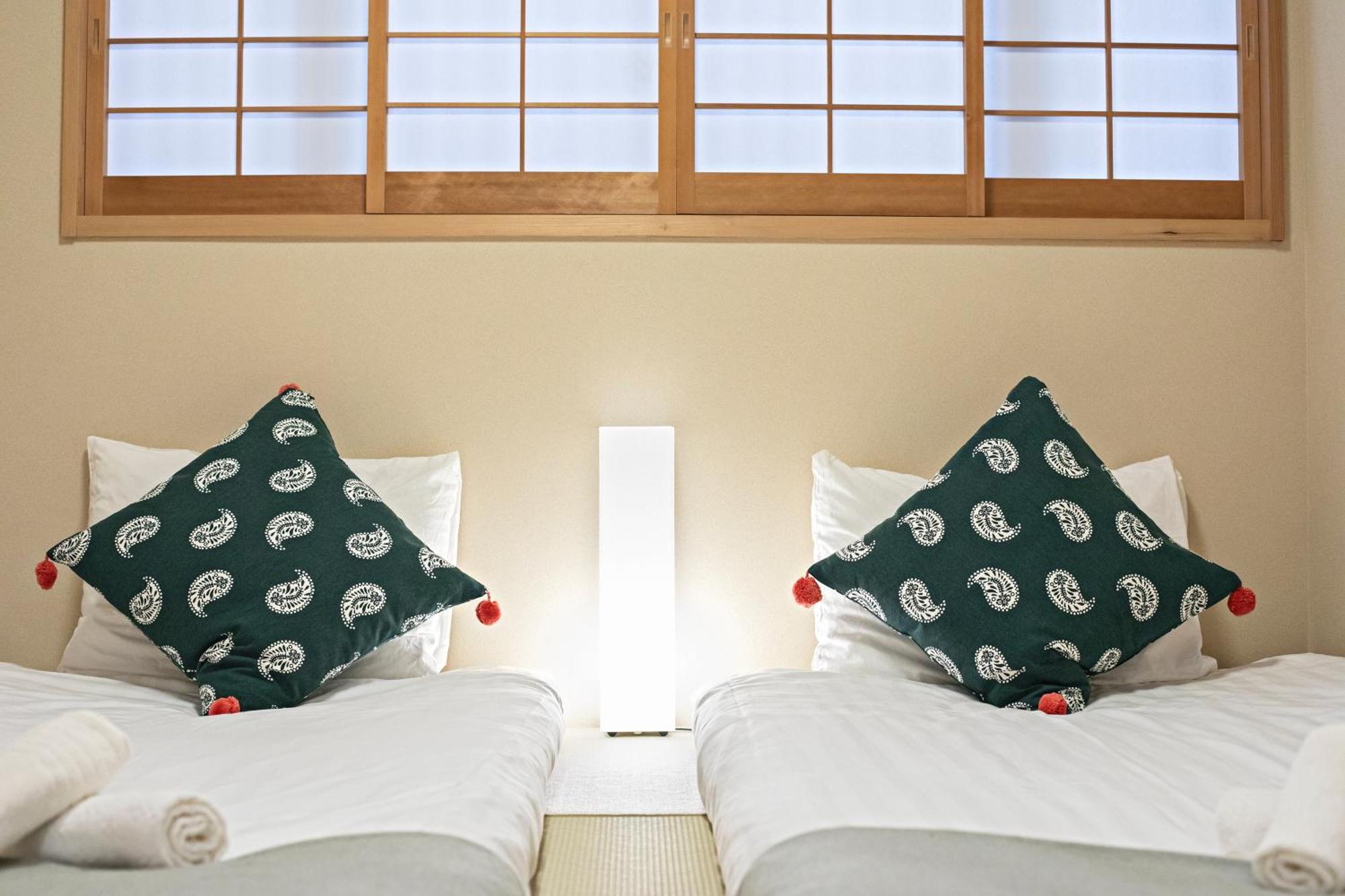 拾野の家 202和室 Apartamento Osaca Exterior foto